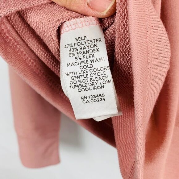 𝅺DESIGN Lab Ruffled Sweater - Picture 6 of 7